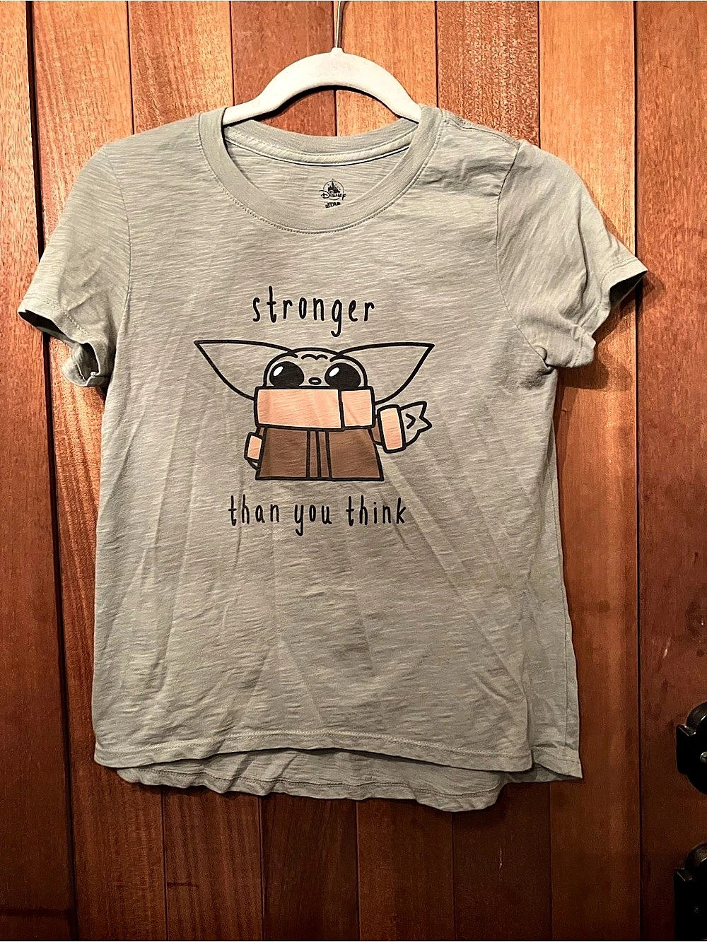 Disney Star Wars Graphic Short Sleeve Tee in Green